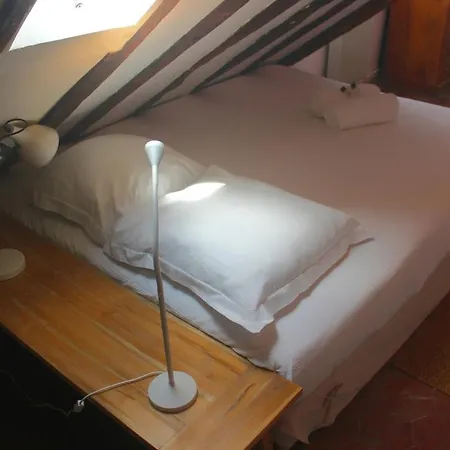 Charming In St Michel Apartamento Paris